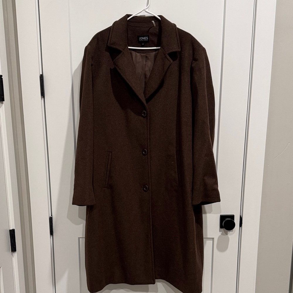 Jones New York Women's 22W Dark Brown Wool/Poly fully lined Trench Coat.